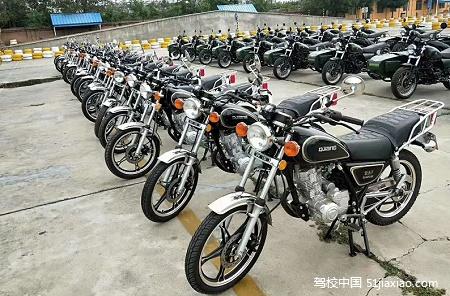 滁州学摩托车驾校